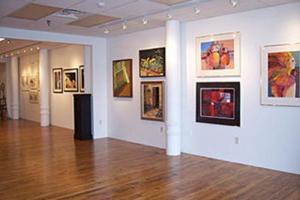 “Хятадын орчин үеийн урлаг” үзэсгэлэн үргэлжилсээр